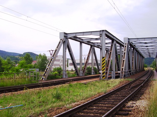 eleznin ocelov most